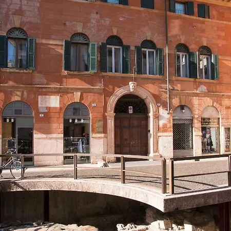 Casa Gallieno Nel Cuore Di Verona Exterior photo